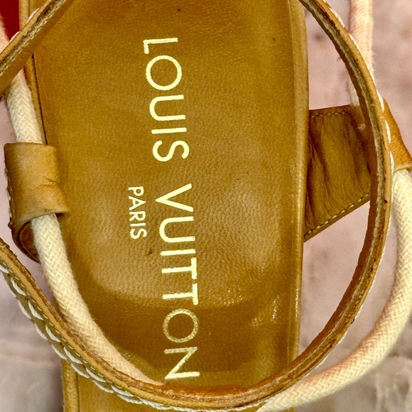 Louis Vuitton Beige Checkered Women's Shoes - Picture 6 of 13